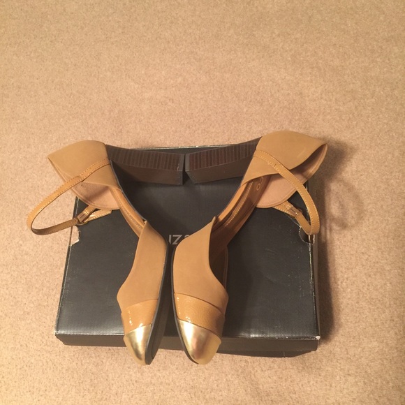 🌻Liz & Co. Flora Heel 🌻 - Picture 5 of 8